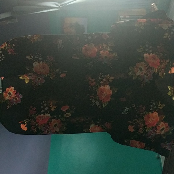 Top - Picture 4 of 4